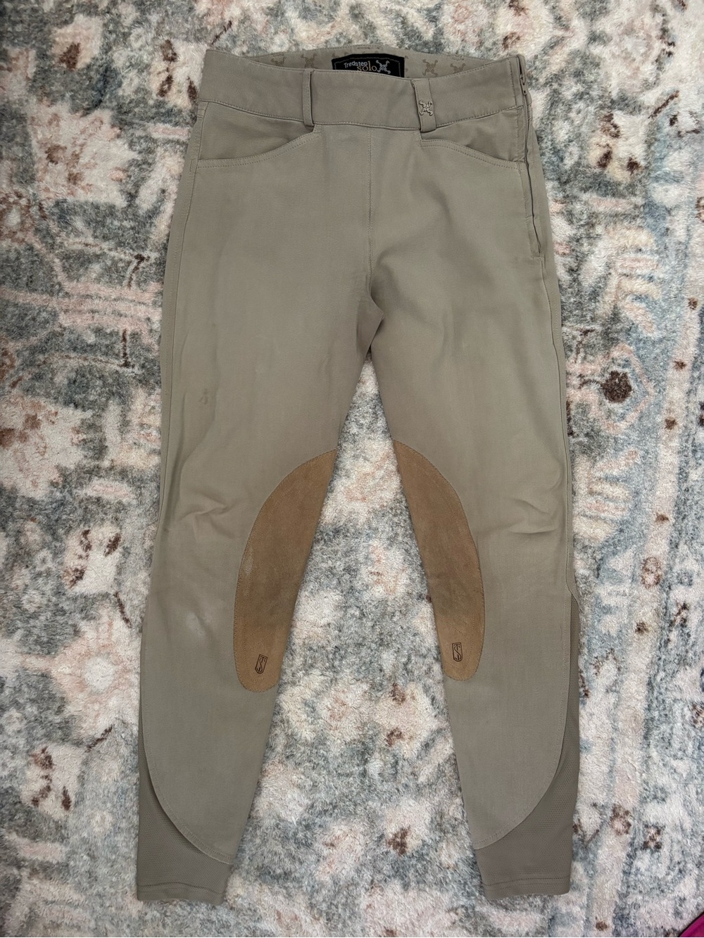 Women’s Tan Riding Breeches with Suede Knee Patches
